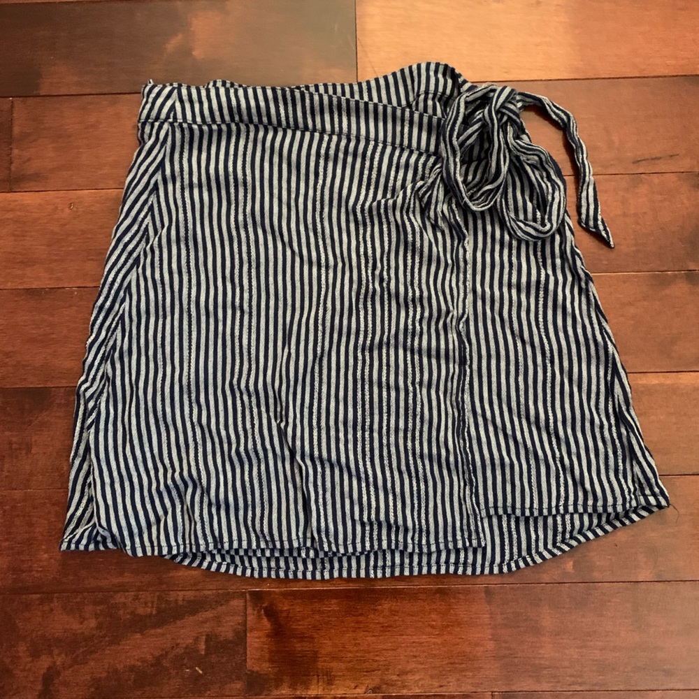 Perfect Condition AE Wrap Skirt